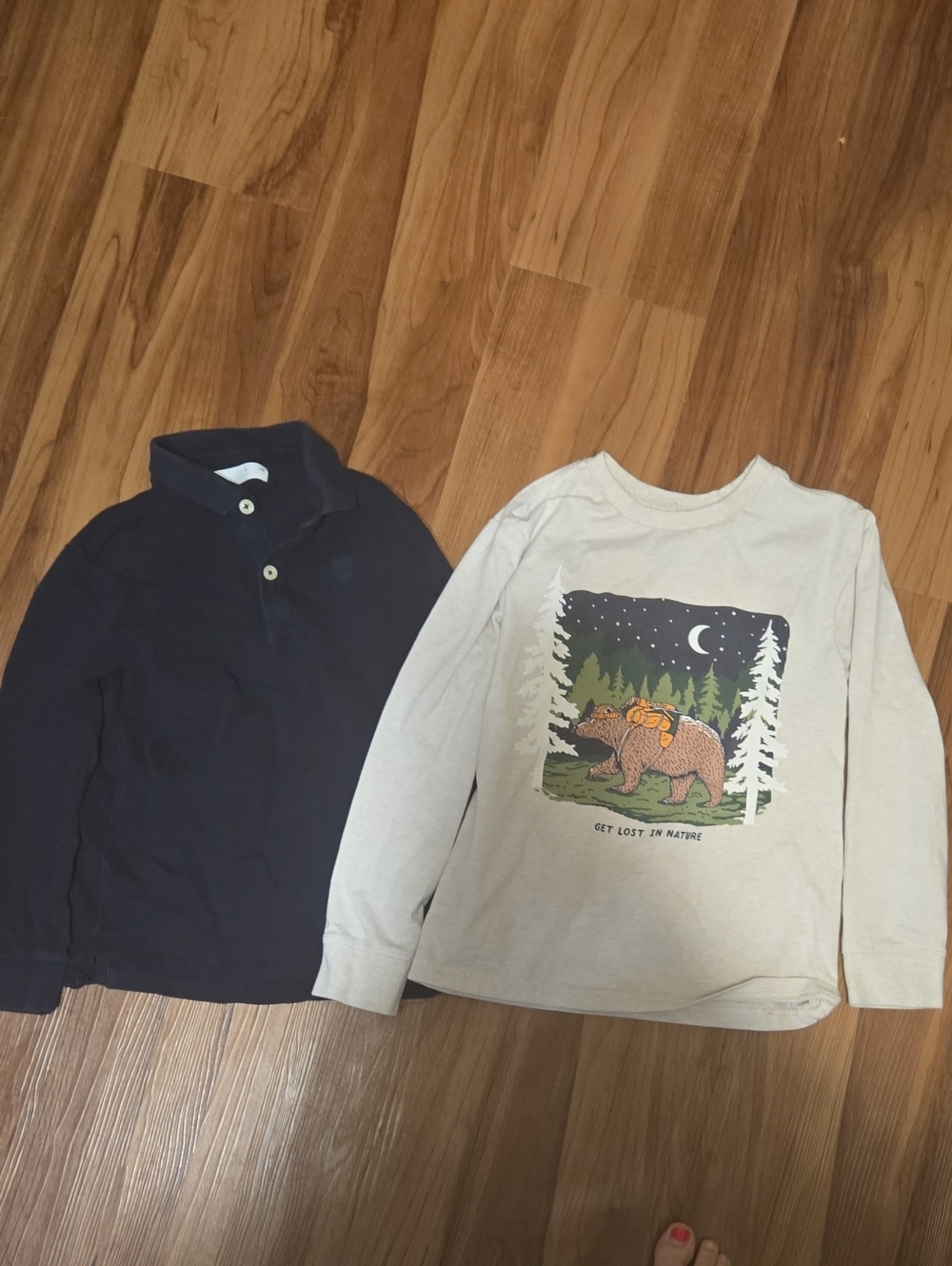 Classic Kids Navy Long Sleeve Polo & Bear Graphic tee set of 2 VGUC Kids 7